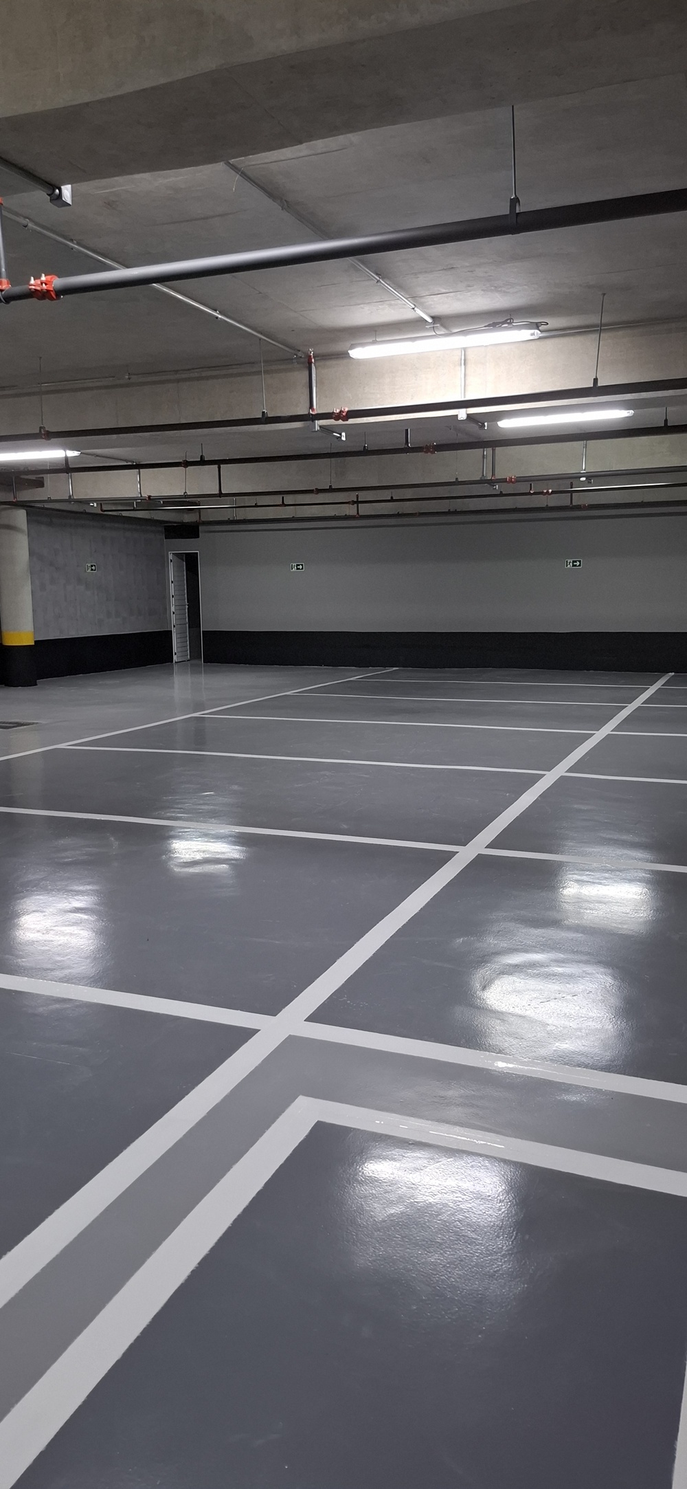Pintura epóxi / poliuretano Estacionamento